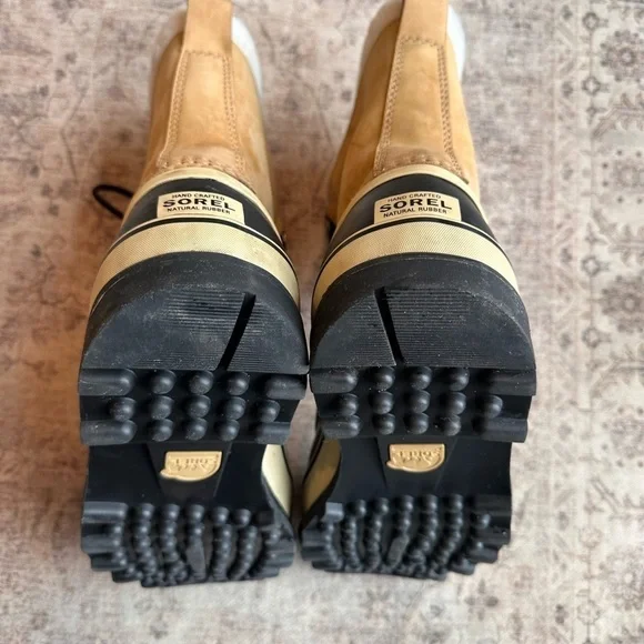 Sorel Men's Caribou Snow Boot I Size: 11 - Picture 11 of 13